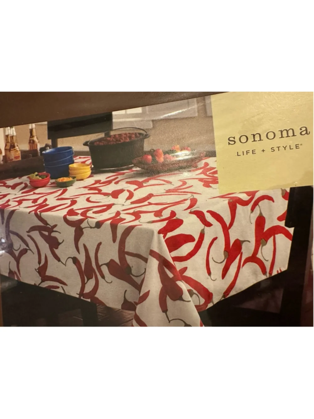 Sonoma White Red Hot Chili Peppers Tablecloth 60 X 84” Oblong 100% Heavy Cotton